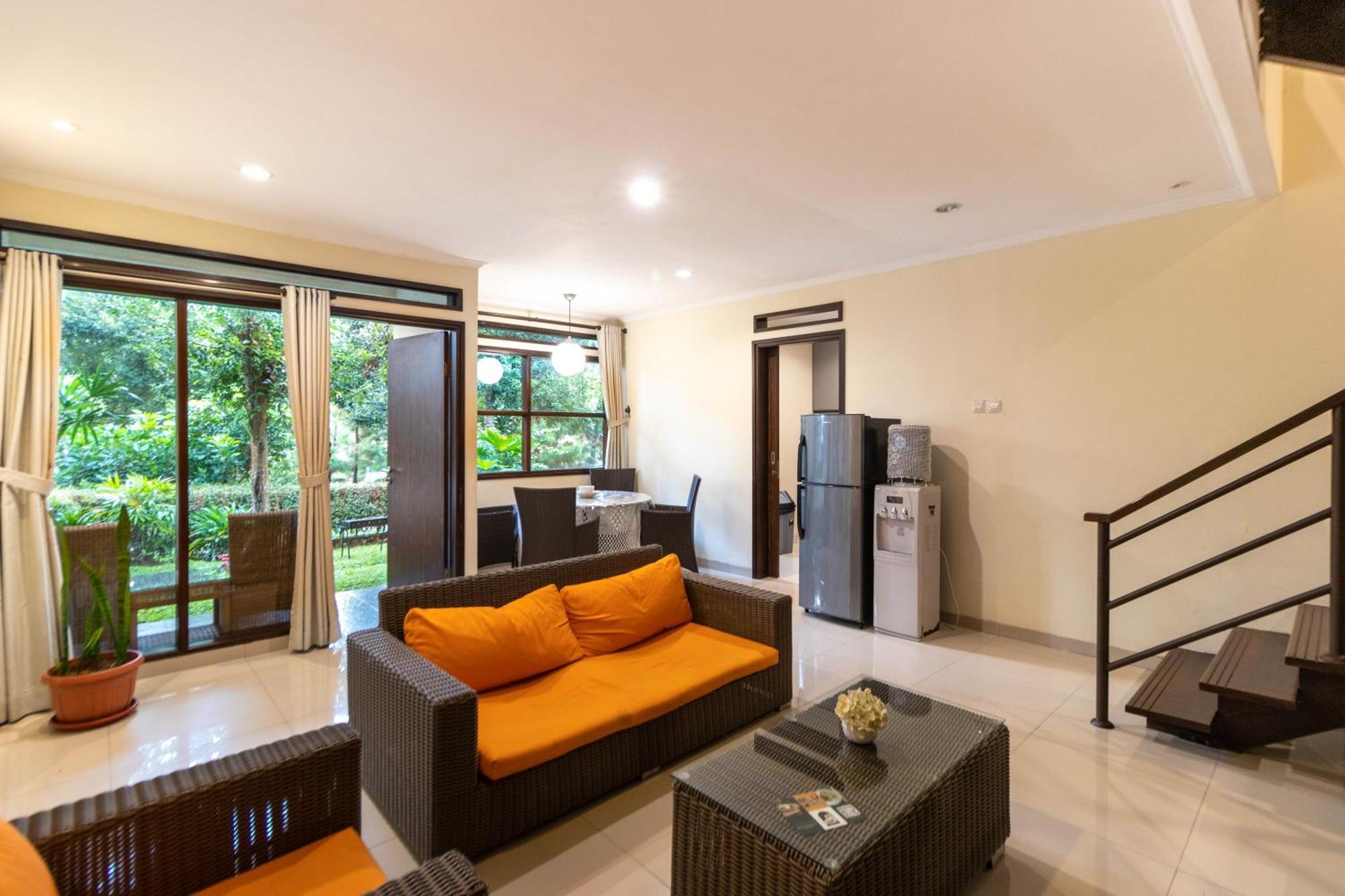 Family Only Mountain View Villa - De Reiz Villa Kesuma 3Br Bandung Exterior foto