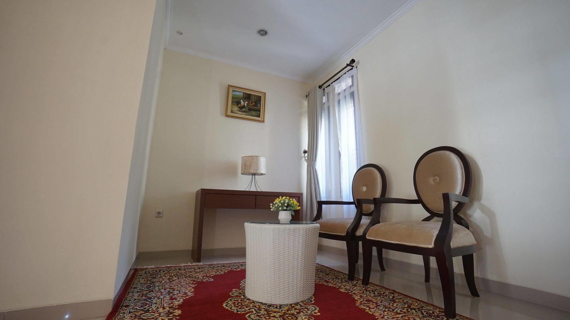 Family Only Mountain View Villa - De Reiz Villa Kesuma 3Br Bandung Exterior foto